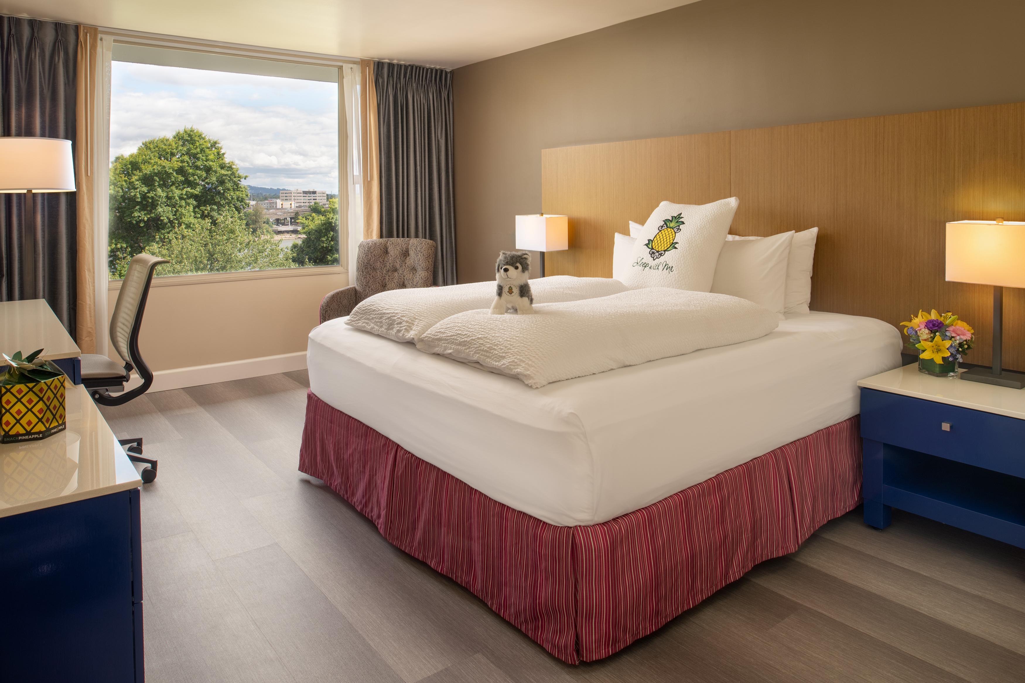Staypineapple, Hotel Rose, Downtown Portland Bagian luar foto