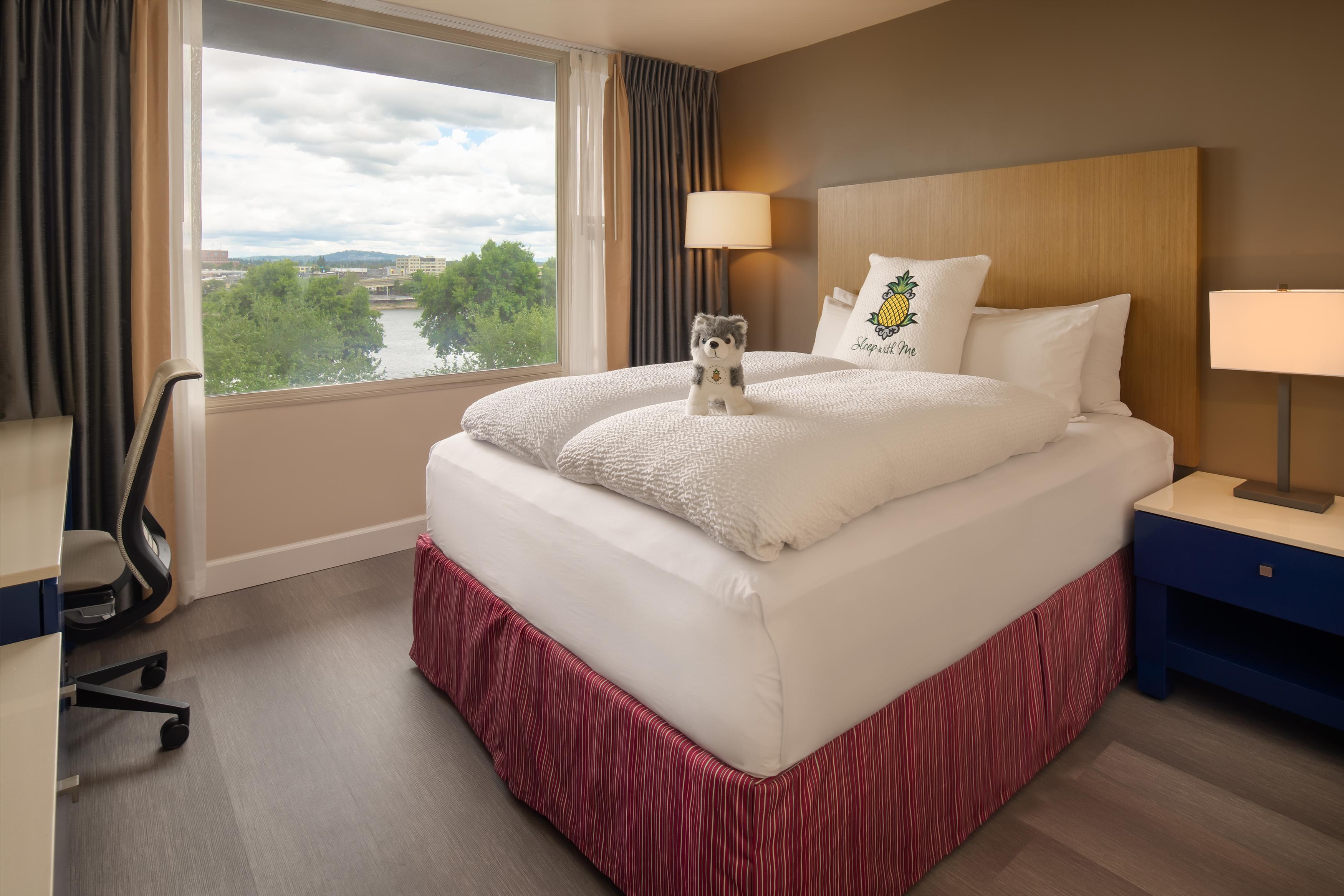 Staypineapple, Hotel Rose, Downtown Portland Bagian luar foto