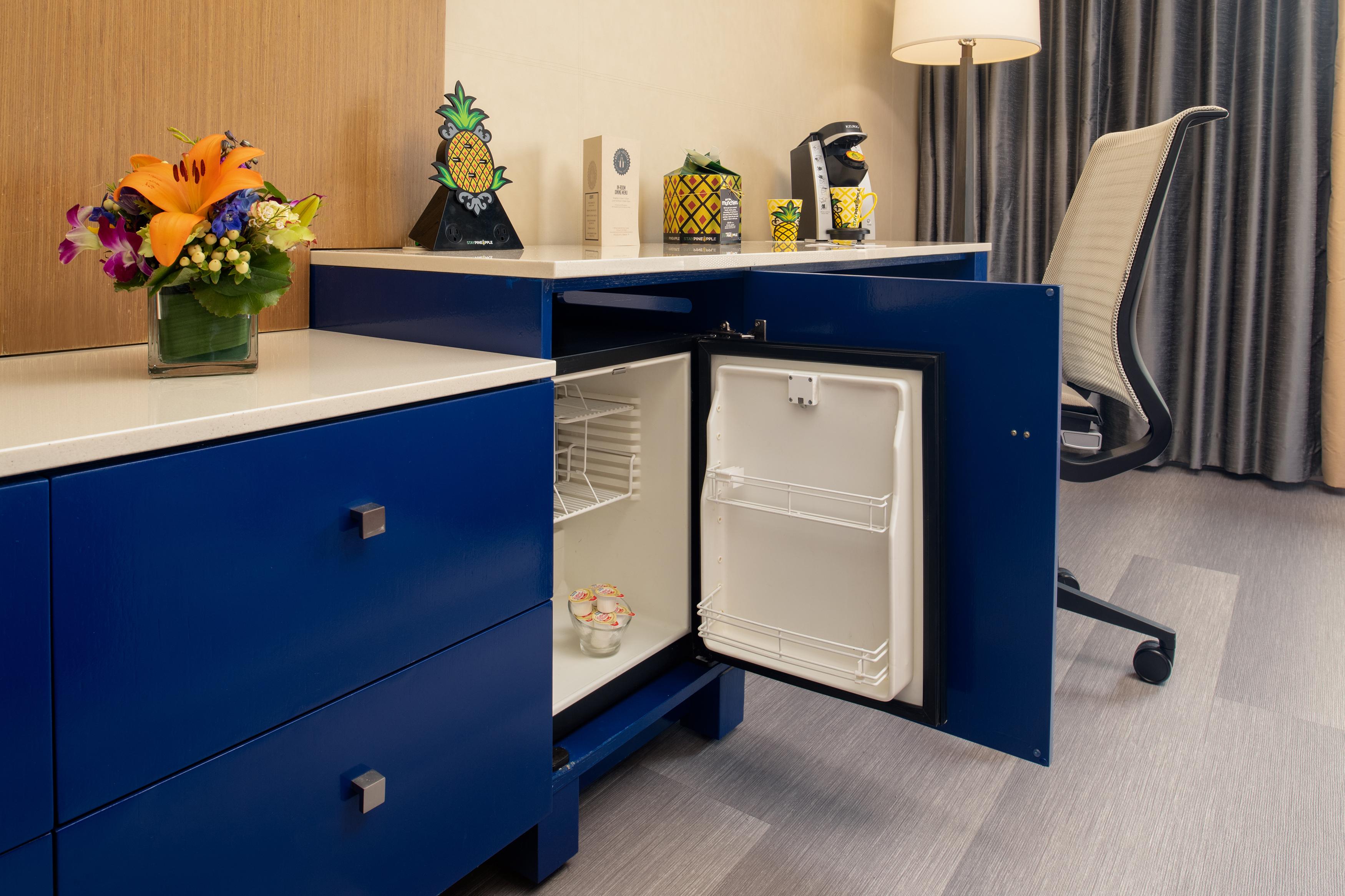 Staypineapple, Hotel Rose, Downtown Portland Bagian luar foto
