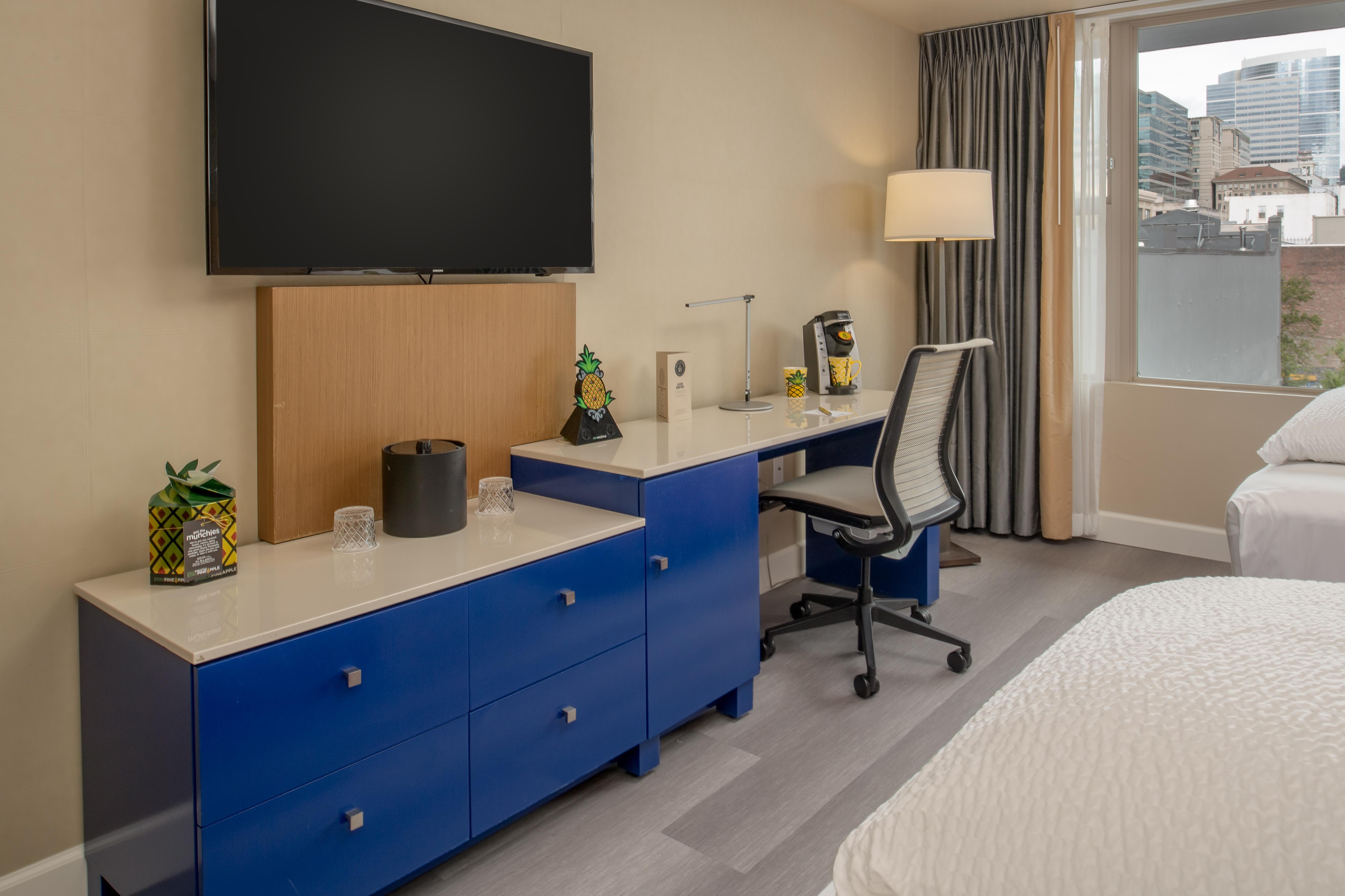 Staypineapple, Hotel Rose, Downtown Portland Bagian luar foto