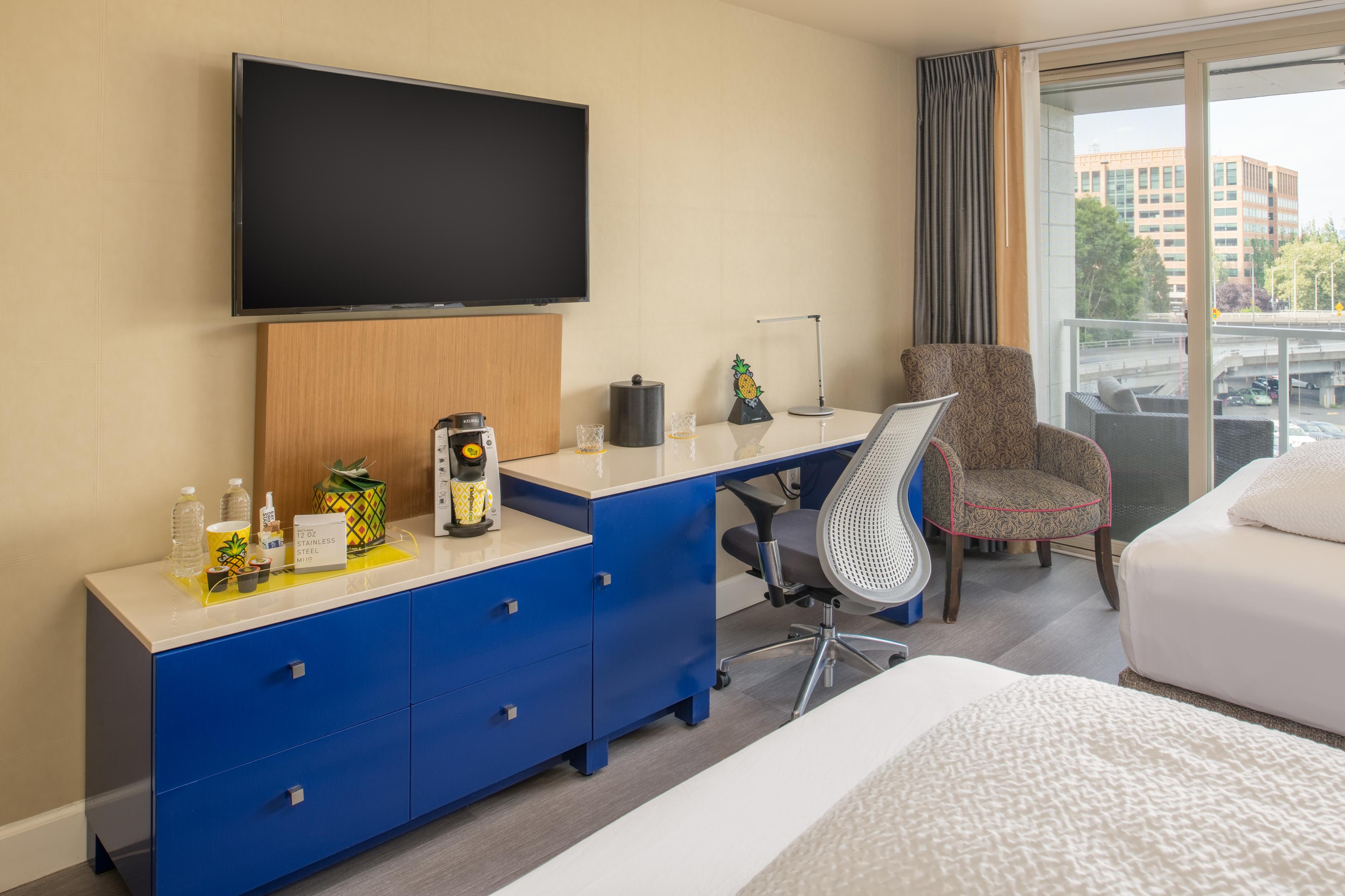 Staypineapple, Hotel Rose, Downtown Portland Bagian luar foto